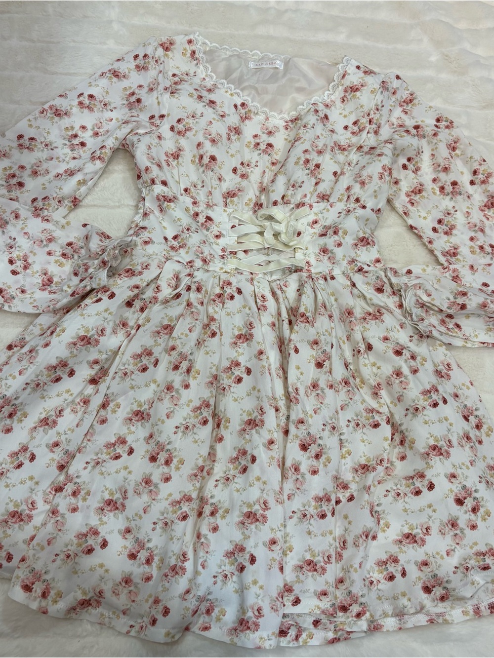 LIZ LISA White Dress with Pink Rose Print and Lace-Up Waist